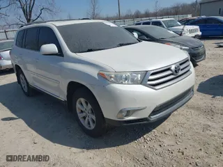 2013 Toyota Highlander with VIN 5TDBK3EH9DS253758, listed as a IAAI auction lot 41738523 with 162,083 mi miles. Bid and sale history available at carsss.com. Image 1.