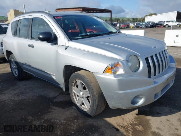 2008 Jeep Compass Sport with VIN 1J8FT47W18D728894, listed as a IAAI auction lot 41925519 with 154,124 mi miles. Bid and sale history available at carsss.com. Image 1.