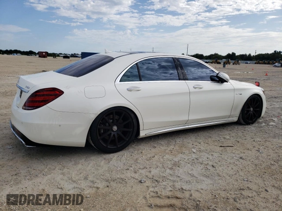 2019 Mercedes-Benz S-Class AMG S 63 with VIN WDDUG8JB2KA491718, listed as a Copart auction lot 68649454 with 34,414 mi miles and Non Repairable. Bid and sale history available at carsss.com. Image 3.