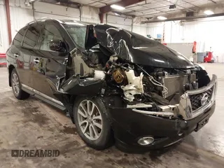 2015 Nissan Pathfinder SV z VIN 5N1AR2MM9FC632565, wystawiony jako IAAI lot #42250526 z przebiegiem 132 996 mil mil oraz . Historia ofert i sprzedaży dostępna na DreamBid. Obrazek 1.