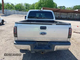 2016 Ford F-250 Lariat z VIN 1FT7W2BT3GEC97455, wystawiony jako IAAI lot #41977320 z przebiegiem 238 360 mil mil oraz . Historia ofert i sprzedaży dostępna na DreamBid. Obrazek 17.