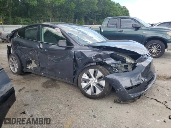 2024 Tesla Model Y Long Range с VIN 7SAYGDEE7RA271520, выставлен на аукционе Copart как лот 56526025 с пробегом 28 745 миль миль и Списание • Salvage title. История ставок и продаж доступна на DreamBid. Изображение 4.