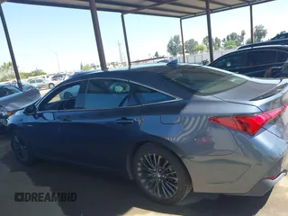 2019 Toyota Avalon Limited Hybrid z VIN 4T1B21FB4KU005887, wystawiony jako IAAI lot #42014462 z przebiegiem 141 213 mil mil oraz . Historia ofert i sprzedaży dostępna na DreamBid. Obrazek 15.