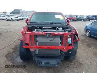 2018 Chevrolet Colorado 2WD Work Truck z VIN 1GCGSBEA1J1256990, wystawiony jako IAAI lot #41654571 z przebiegiem 92 507 mil mil oraz . Historia ofert i sprzedaży dostępna na DreamBid. Obrazek 13.