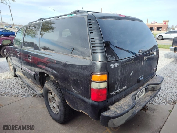 2006 GMC Yukon XL SLT with VIN 1GKFK16Z56J135613, listed as a Copart auction lot 51467035 with 294,879 mi miles and Clean Title. Bid and sale history available at carsss.com. Image 3.