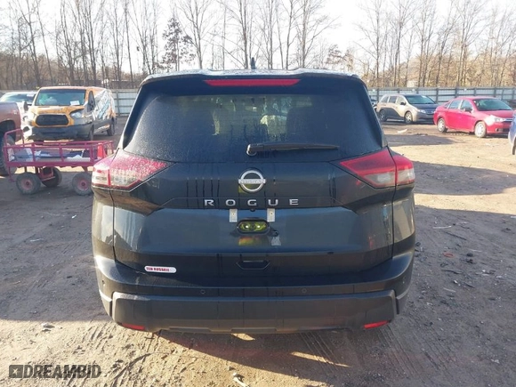 2025 Nissan Rogue SV with VIN 5N1BT3BA1SC803209, listed as a IAAI auction lot 41478949 with NaN miles. Bid and sale history available at carsss.com. Image 16.