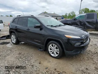 2015 Jeep Cherokee Sport z VIN 1C4PJLAB2FW707068, wystawiony jako Copart lot #51843175 z przebiegiem 203 785 mil mil oraz Nie do naprawy • Non repairable. Historia ofert i sprzedaży dostępna na DreamBid. Obrazek 4.