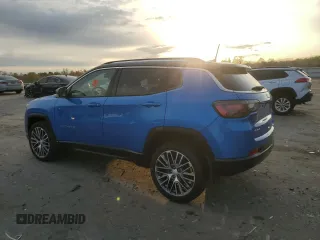 2022 Jeep Compass Limited with VIN 3C4NJDCB6NT105806, listed as a Copart auction lot 52670825 with 15,417 mi miles and Salvage title. Bid and sale history available at DreamBid. Image 2.