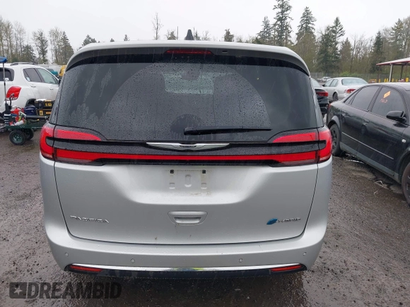 2024 Chrysler Pacifica Hybrid Select z VIN 2C4RC1S71RR141743, wystawiony jako IAAI lot #42019686 z przebiegiem 17 638 mil mil oraz . Historia ofert i sprzedaży dostępna na DreamBid. Obrazek 16.