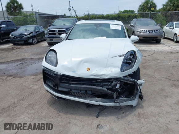 2022 Porsche Macan with VIN WP1AA2A54NLB07869, listed as a IAAI auction lot 42329019 with 41,613 mi miles and . Bid and sale history available at DreamBid. Image 12.