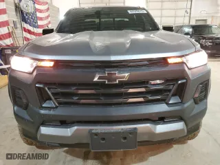 2024 Chevrolet Colorado 4WD Trail Boss with VIN 1GCPTEEK6R1204922, listed as a Copart auction lot 44529075 with 10,924 mi miles and Salvage Title. Bid and sale history available at carsss.com. Image 5.