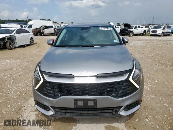 2024 Kia Sportage EX with VIN KNDPV3DFXR7289652, listed as a Copart auction lot 61652555 with 16,986 mi miles and Salvage title. Bid and sale history available at DreamBid. Image 5.