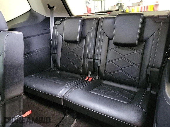 2024 Volkswagen Atlas SE with VIN 1V2HR2CA7RC575005, listed as a IAAI auction lot 42731226 with 14,322 mi miles and . Bid and sale history available at DreamBid. Image 9.