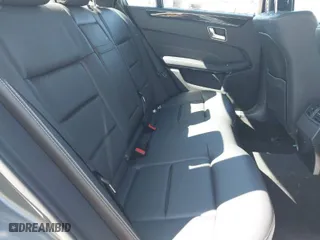2016 Mercedes-Benz E-Class E 350 Luxury with VIN WDDHF8JB9GB268131, listed as a IAAI auction lot 41809946 with 118,547 mi miles. Bid and sale history available at carsss.com. Image 8.