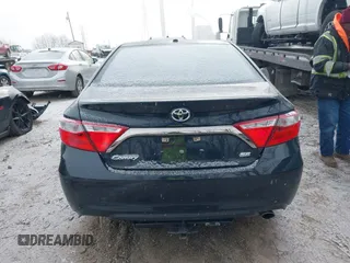 2017 Toyota Camry XLE z VIN 4T1BF1FK8HU385300, wystawiony jako IAAI lot #41088486 z przebiegiem 96 333 mil mil oraz . Historia ofert i sprzedaży dostępna na DreamBid. Obrazek 16.