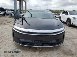 2022 Lucid Air Grand Touring z VIN 50EA1GBA6NA001280, wystawiony jako Copart lot #74004994 z przebiegiem Nie podano mil oraz Szkody całkowita. Historia ofert i sprzedaży dostępna na DreamBid. Obrazek 5.