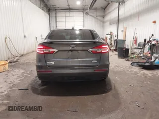 2019 Ford Fusion SE with VIN 3FA6P0HD9KR103813, listed as a IAAI auction lot 41471645 with 89,249 mi miles and . Bid and sale history available at carsss.com. Image 16.