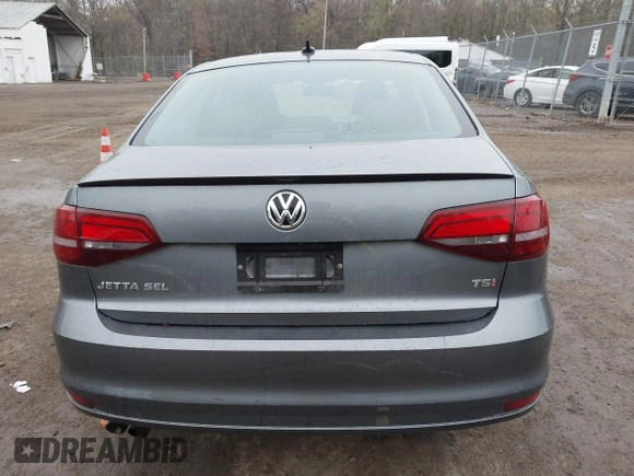 2016 Volkswagen Jetta Sedan 1.8T SEL with VIN 3VWL17AJ4GM251702, listed as a IAAI auction lot 41924085 with 93,605 mi miles. Bid and sale history available at carsss.com. Image 16.