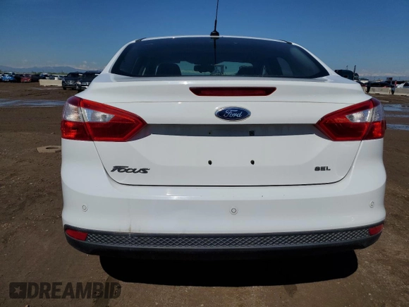 2012 Ford Focus SEL with VIN 1FAHP3H23CL403646, listed as a Copart auction lot 56329195 with 138,030 mi miles and Clean Title. Bid and sale history available at DreamBid. Image 6.