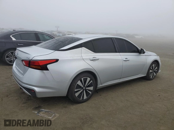 2019 Nissan Altima 2.5 SV with VIN 1N4BL4DV4KC164629, listed as a Copart auction lot 43069195 with 83,443 mi miles and Salvage Title. Bid and sale history available at carsss.com. Image 3.