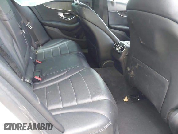 2017 Mercedes-Benz C 300 с VIN 55SWF4JB4HU206451, выставлен на аукционе IAAI как лот 42094778 с пробегом 76 046 миль миль и . История ставок и продаж доступна на DreamBid. Изображение 8.