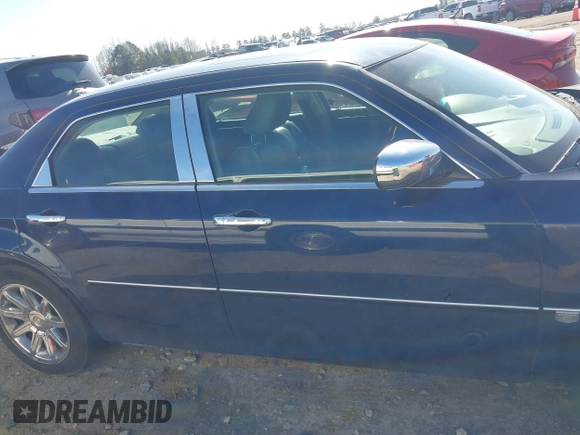 2005 Chrysler 300 with VIN 2C3JA63HX5H654114, listed as a IAAI auction lot 41469161 with 136,104 mi miles. Bid and sale history available at carsss.com. Image 14.