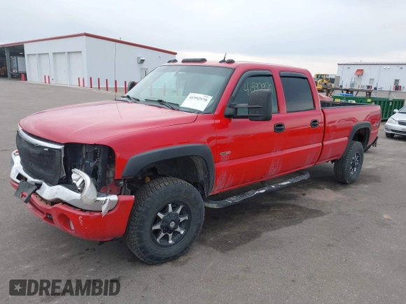 2005 GMC Sierra 3500 DRW SL with VIN 1GTHK33255F812166, listed as a IAAI auction lot 41992970 with 345,082 mi miles and . Bid and sale history available at DreamBid. Image 18.