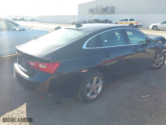 2020 Chevrolet Malibu LS with VIN 1G1ZC5ST9LF057391, listed as a IAAI auction lot 41960804 with 236,439 mi miles. Bid and sale history available at carsss.com. Image 4.