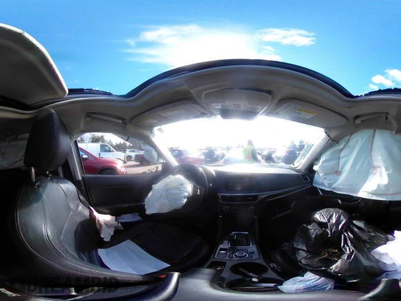 2016 Mazda CX-5 Grand Touring with VIN JM3KE4DY4G0909782, listed as a IAAI auction lot 41006111 with 30,135 mi miles. Bid and sale history available at carsss.com. Image 17.