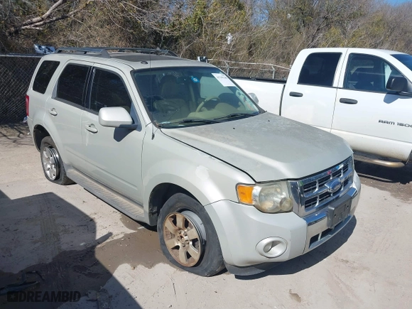 2009 Ford Escape Limited with VIN 1FMCU04709KA21968, listed as a IAAI auction lot 41769348 with 200,805 mi miles. Bid and sale history available at carsss.com. Image 1.