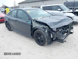 2025 Toyota Camry LE with VIN 4T1DAACK5SU008300, listed as a IAAI auction lot 41107355 with 403 mi miles and . Bid and sale history available at DreamBid. Image 1.