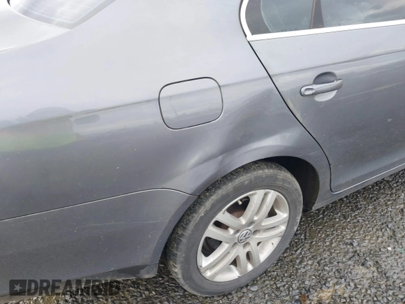 2007 Volkswagen Jetta Wolfsburg Edition с VIN 3VWEF71K07M187242, выставлен на аукционе IAAI как лот 40911182 с пробегом 144 067 миль миль и . История ставок и продаж доступна на DreamBid. Изображение 12.