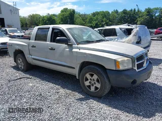 2006 Dodge Dakota SLT with VIN 1D7HW48N96S641448, listed as a IAAI auction lot 42766454 with 176,000 mi miles and . Bid and sale history available at DreamBid. Image 1.