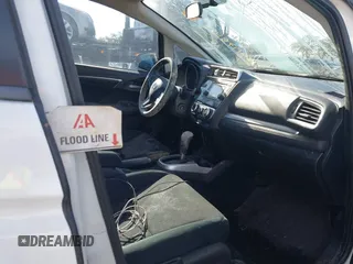2015 Honda Fit LX with VIN 3HGGK5H52FM760590, listed as a IAAI auction lot 41176103 with 1 mi miles. Bid and sale history available at carsss.com. Image 6.