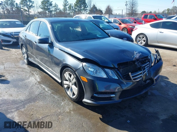 2013 Mercedes-Benz E-Class E 350 Luxury BlueTEC with VIN WDDHF2EB8DA721566, listed as a IAAI auction lot 41252973 with 144,580 mi miles. Bid and sale history available at carsss.com. Image 1.