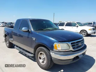 2002 Ford F-150 XL z VIN 1FTRX07L02KC34794, wystawiony jako IAAI lot #41885764 z przebiegiem Nie podano mil oraz . Historia ofert i sprzedaży dostępna na DreamBid. Obrazek 1.