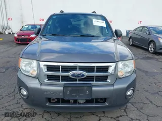 2010 Ford Escape XLT with VIN 1FMCU0D76AKA33885, listed as a IAAI auction lot 41837102 with 140,193 mi miles. Bid and sale history available at carsss.com. Image 6.