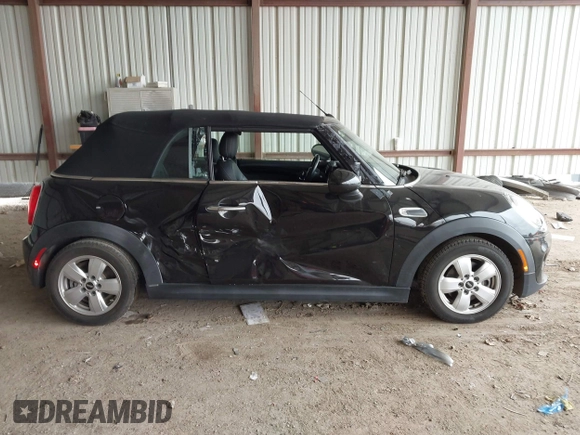 2019 MINI Convertible Cooper с VIN WMWWG5C5XK3H08526, выставлен на аукционе IAAI как лот 41623619 с пробегом 53 474 миль миль и . История ставок и продаж доступна на DreamBid. Изображение 13.