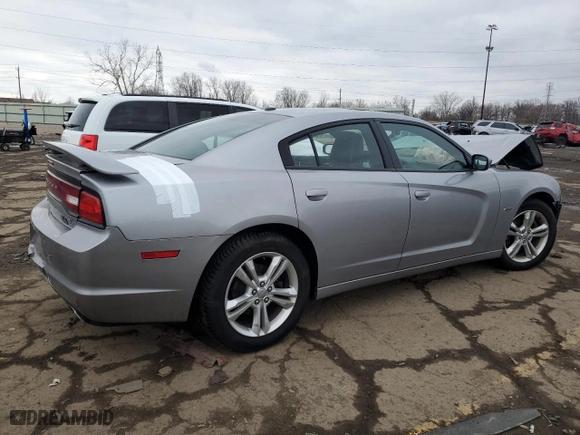 2011 Dodge Charger RT Max with VIN 2B3CM5CT2BH552782, listed as a Copart auction lot 50102385 with 174,814 mi miles and Salvage Title. Bid and sale history available at carsss.com. Image 3.