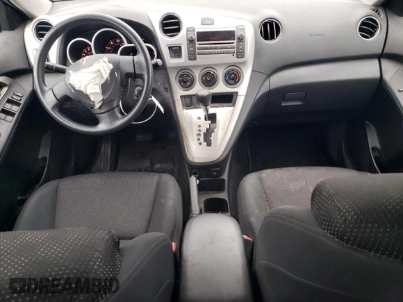 2010 Pontiac Vibe 1SA with VIN 5Y2SP6E81AZ404878, listed as a Copart auction lot 55658815 with 103,670 mi miles and Salvage title. Bid and sale history available at DreamBid. Image 8.