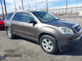 2012 GMC Acadia SL with VIN 1GKKRNED3CJ354704, listed as a IAAI auction lot 40573753 with 204,635 mi miles. Bid and sale history available at carsss.com. Image 1.