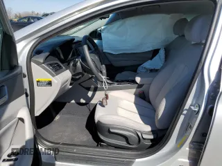 2016 Hyundai Sonata Hybrid SE with VIN KMHE24L1XGA025242, listed as a Copart auction lot 47191383 with 57,688 mi miles. Bid and sale history available at carsss.com. Image 7.