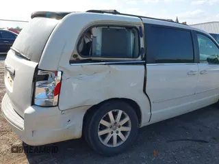 2008 Chrysler Town & Country Touring with VIN 2A8HR54P68R822972, listed as a IAAI auction lot 42056631 with 189,987 mi miles and . Bid and sale history available at DreamBid. Image 6.