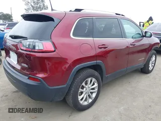 2019 Jeep Cherokee Latitude z VIN 1C4PJMCB7KD442625, wystawiony jako IAAI lot #41872030 z przebiegiem 166 352 mil mil oraz . Historia ofert i sprzedaży dostępna na DreamBid. Obrazek 4.