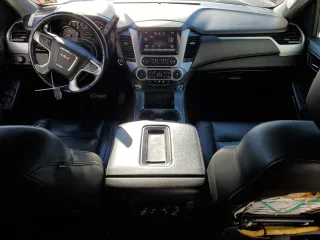 2015 GMC Yukon XL SLT with VIN 1GKS2HKC8FR116287, listed as a Copart auction lot 46752355 with 273,994 mi miles and Clean Title. Bid and sale history available at carsss.com. Image 8.