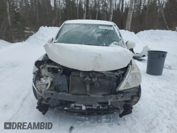 2008 Nissan Versa 1.8 S with VIN 3N1BC11E08L462527, listed as a Copart auction lot 42644645 with 171,425 mi miles and Salvage Title. Bid and sale history available at carsss.com. Image 5.