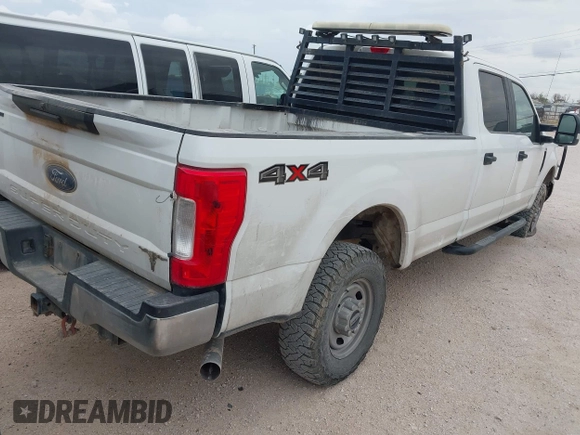 2019 Ford F-250 XL with VIN 1FT7W2B68KEE64279, listed as a IAAI auction lot 42523550 with 296,849 mi miles and . Bid and sale history available at DreamBid. Image 4.