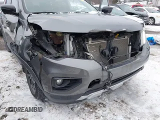 2019 Nissan Pathfinder S z VIN 5N1DR2MM0KC629304, wystawiony jako IAAI lot #41342768 z przebiegiem 48 529 mil mil oraz . Historia ofert i sprzedaży dostępna na DreamBid. Obrazek 6.