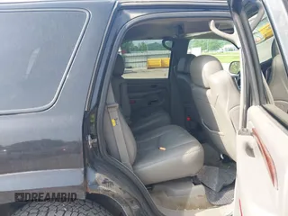 2005 Cadillac Escalade z VIN 1GYEK63N85R238220, wystawiony jako IAAI lot #42498575 z przebiegiem 229 529 mil mil oraz . Historia ofert i sprzedaży dostępna na DreamBid. Obrazek 8.
