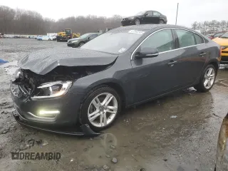 2015 Volvo S60 T5 Drive-E Platinum with VIN YV140MFD9F1310678, listed as a Copart auction lot 47893245 with 120,627 mi miles and Salvage Title. Bid and sale history available at carsss.com. Image 1.